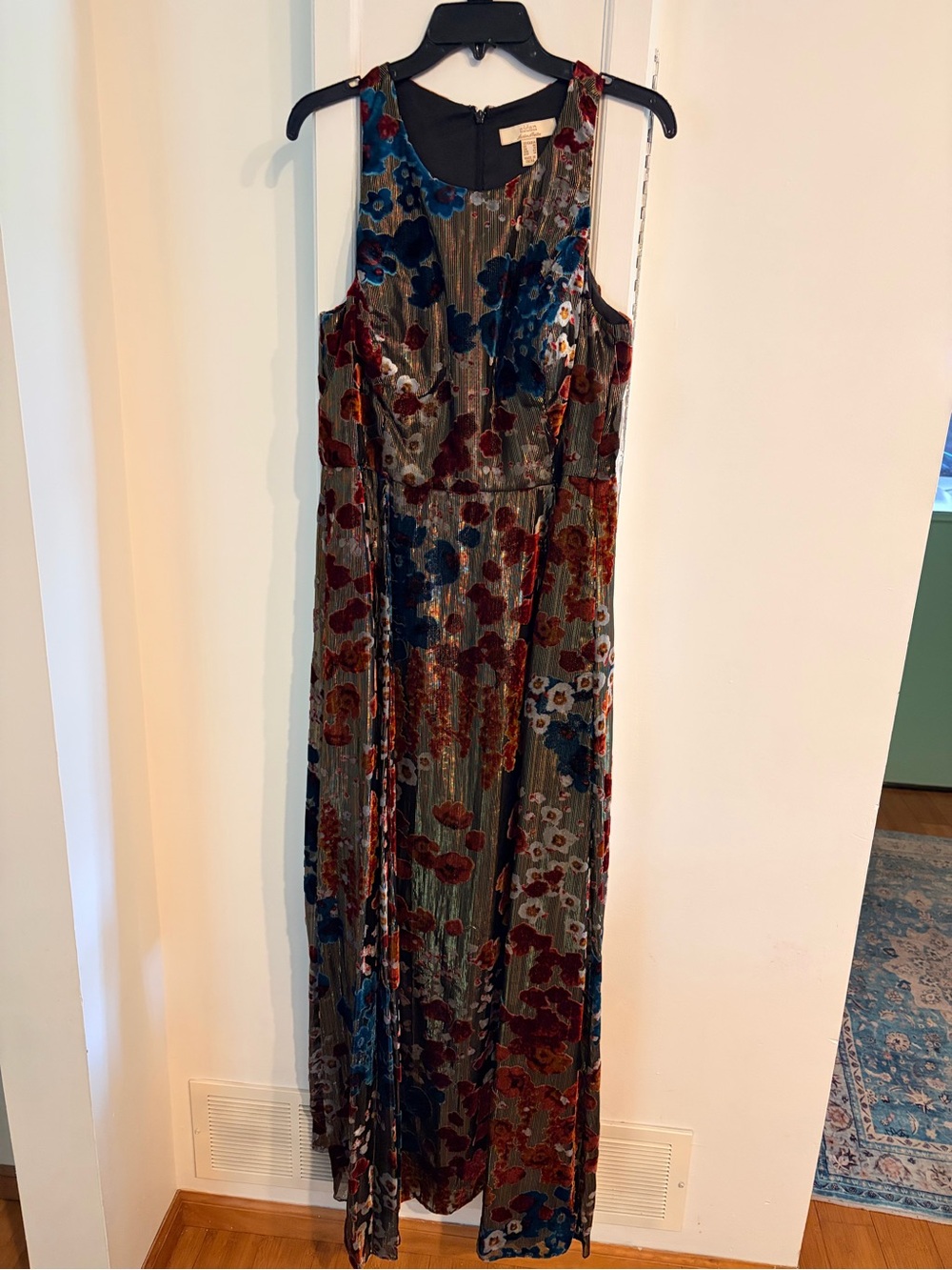 Aiden Mattox halter style โburnoutโ gown.
